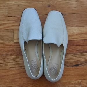Vince Camuto Women's Light Cream Flats